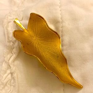 Textured vein gold tone leaf pin brooch. MCM